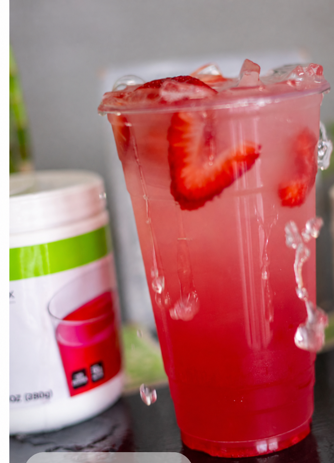 Bebida refrescante sabor ponche de frutas